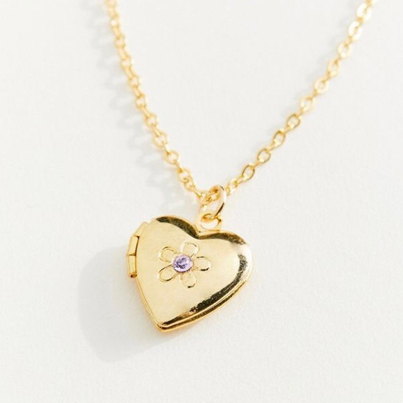 NEW Free People Vintage Heart Locket Necklace Gold - Picture 2 of 8